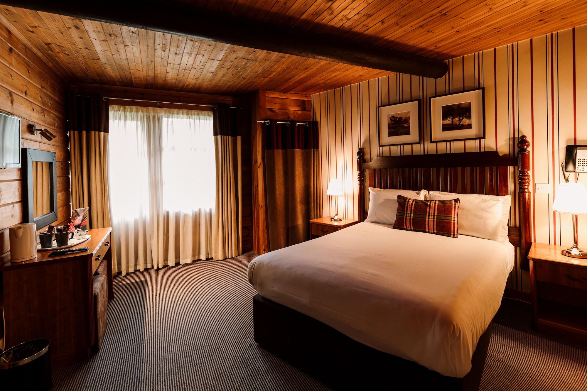 Chevin Country Park Hotel & Spa オトリー エクステリア 写真