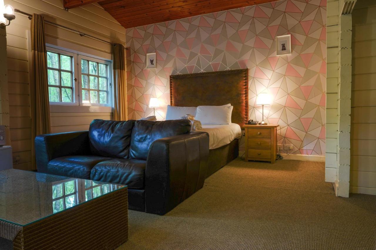Chevin Country Park Hotel & Spa オトリー エクステリア 写真