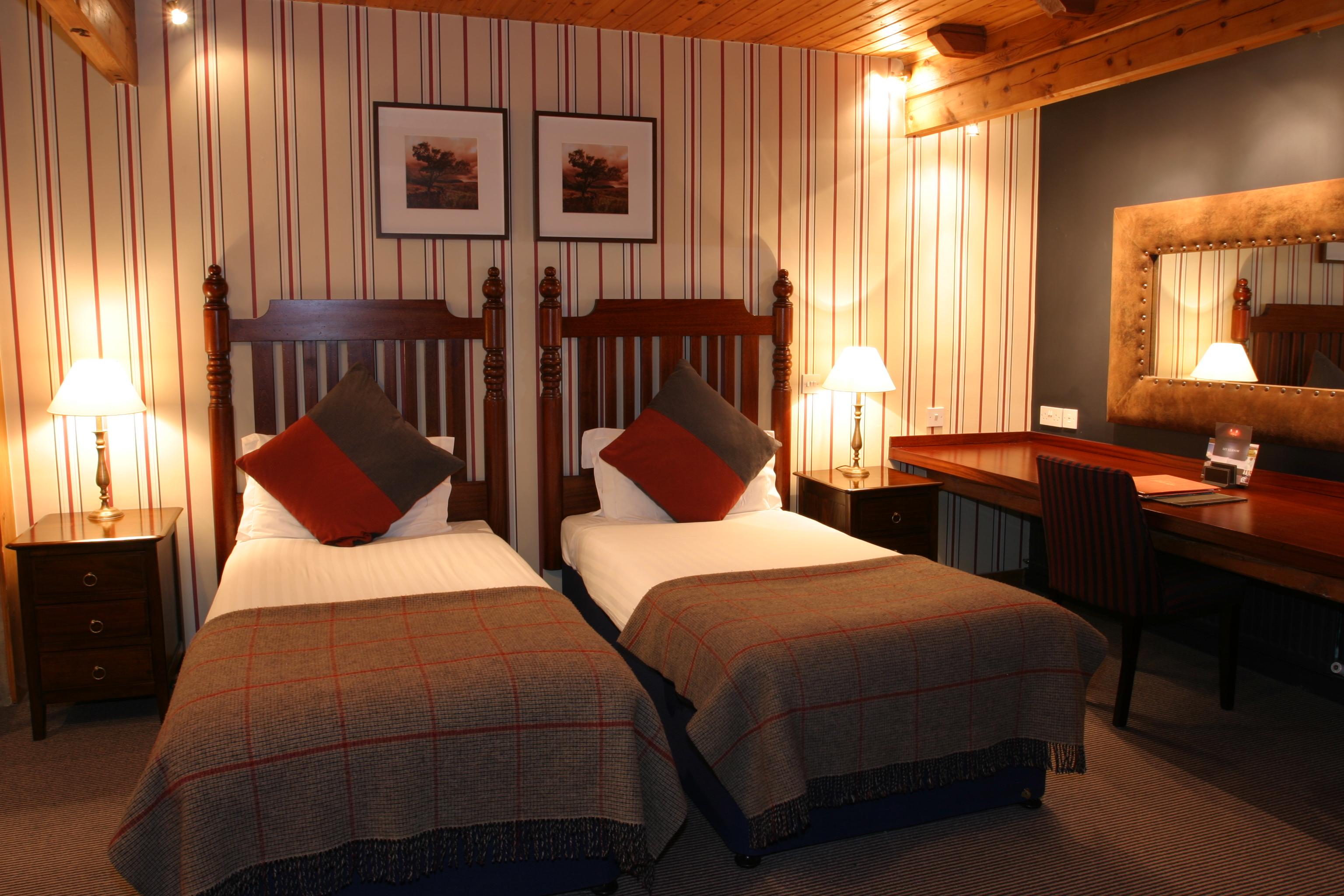 Chevin Country Park Hotel & Spa オトリー エクステリア 写真