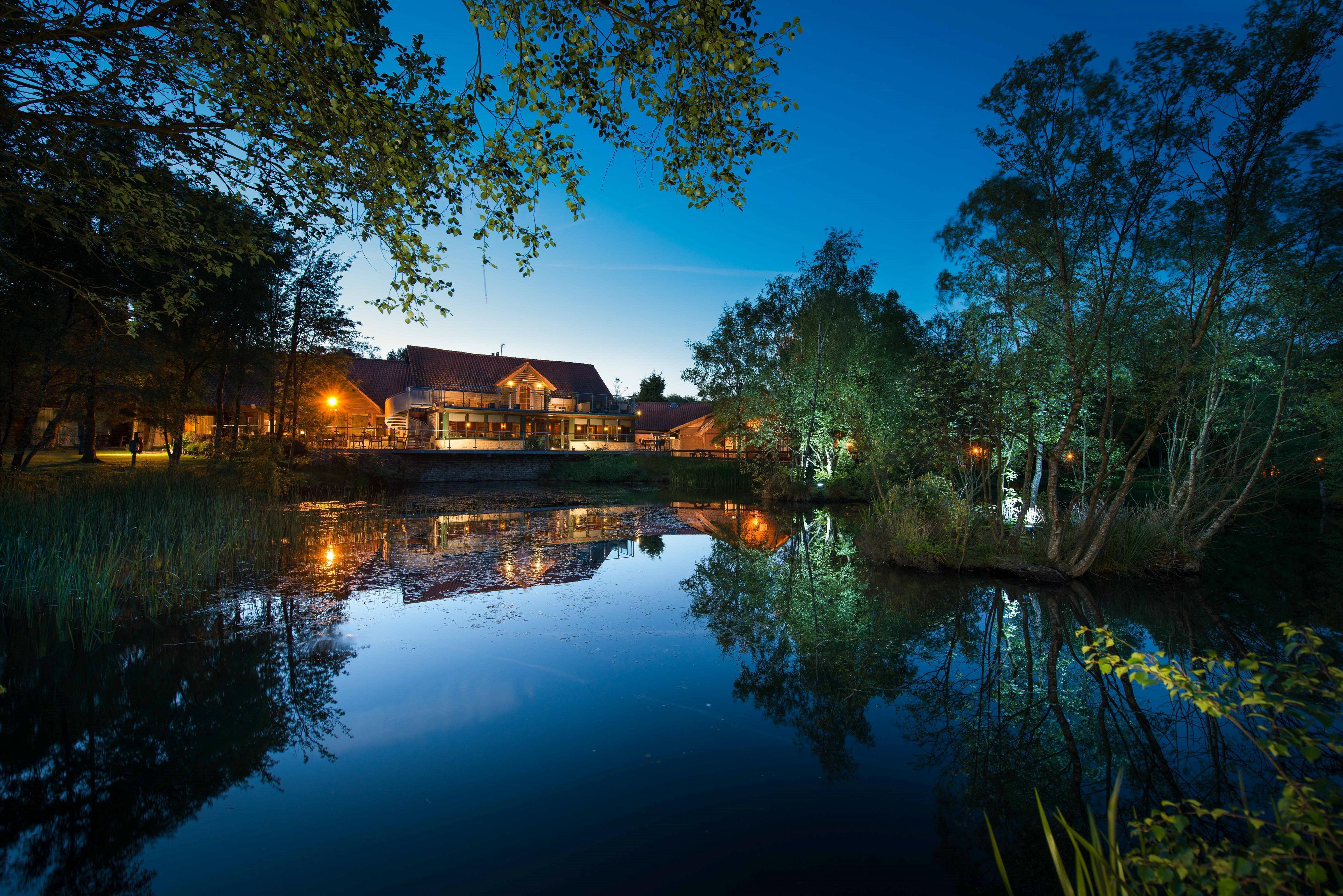Chevin Country Park Hotel & Spa オトリー エクステリア 写真