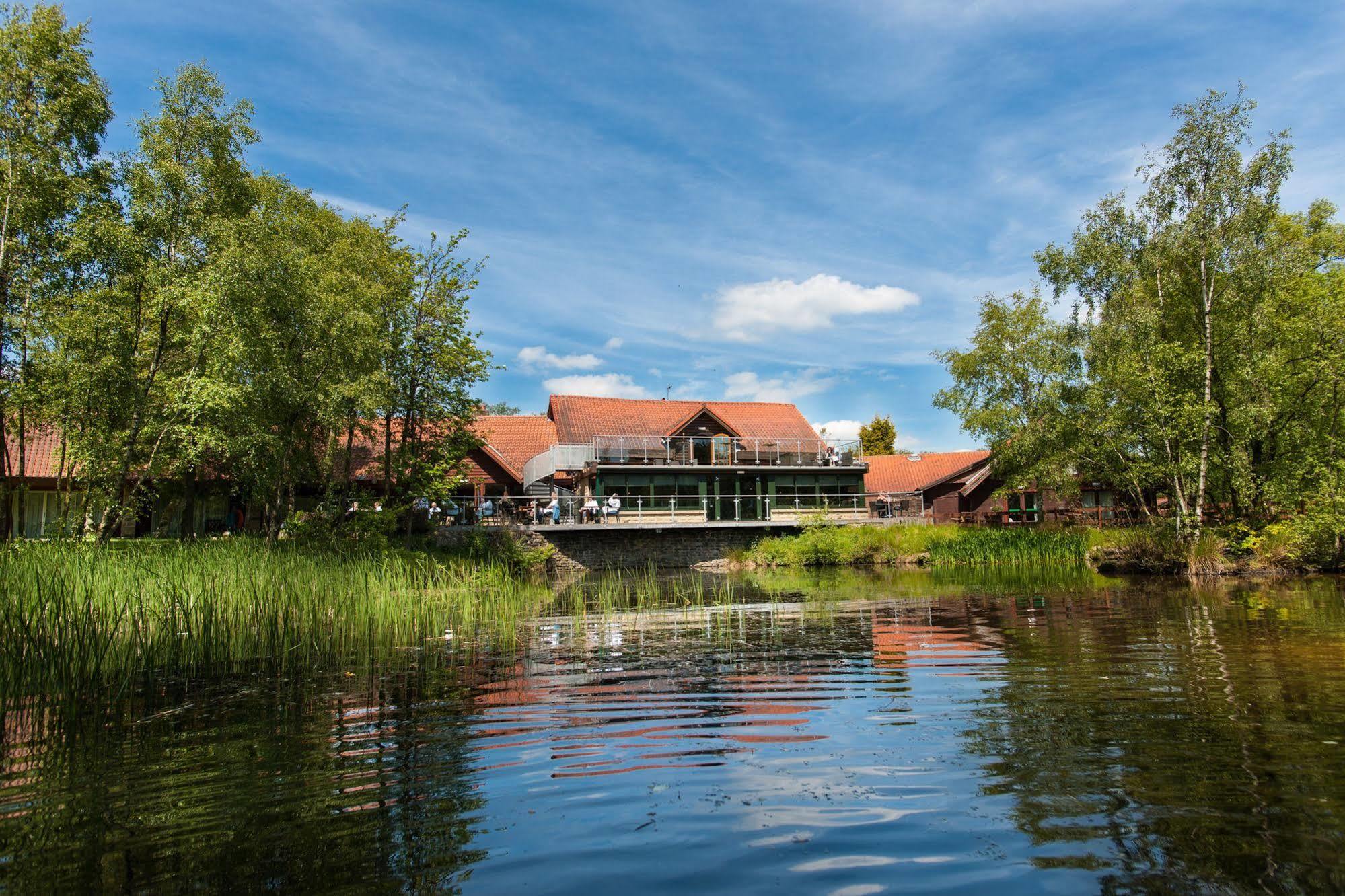 Chevin Country Park Hotel & Spa オトリー エクステリア 写真